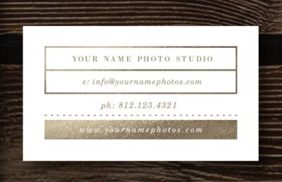 新生儿杂志风格的名片模板 Newborn Photographer Business Card